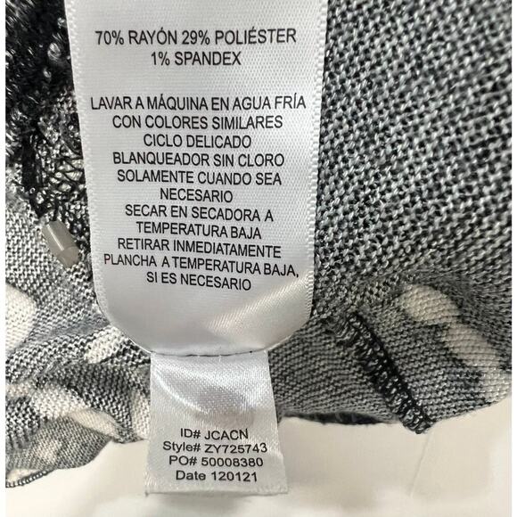 DKNY Pajama set, women’s size S, black/white, preowned - Picture 9 of 16